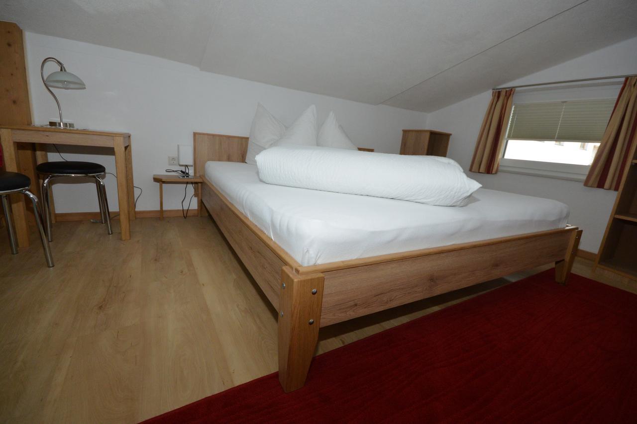 Haus Triumph Pettneu am Arlberg Exterior foto